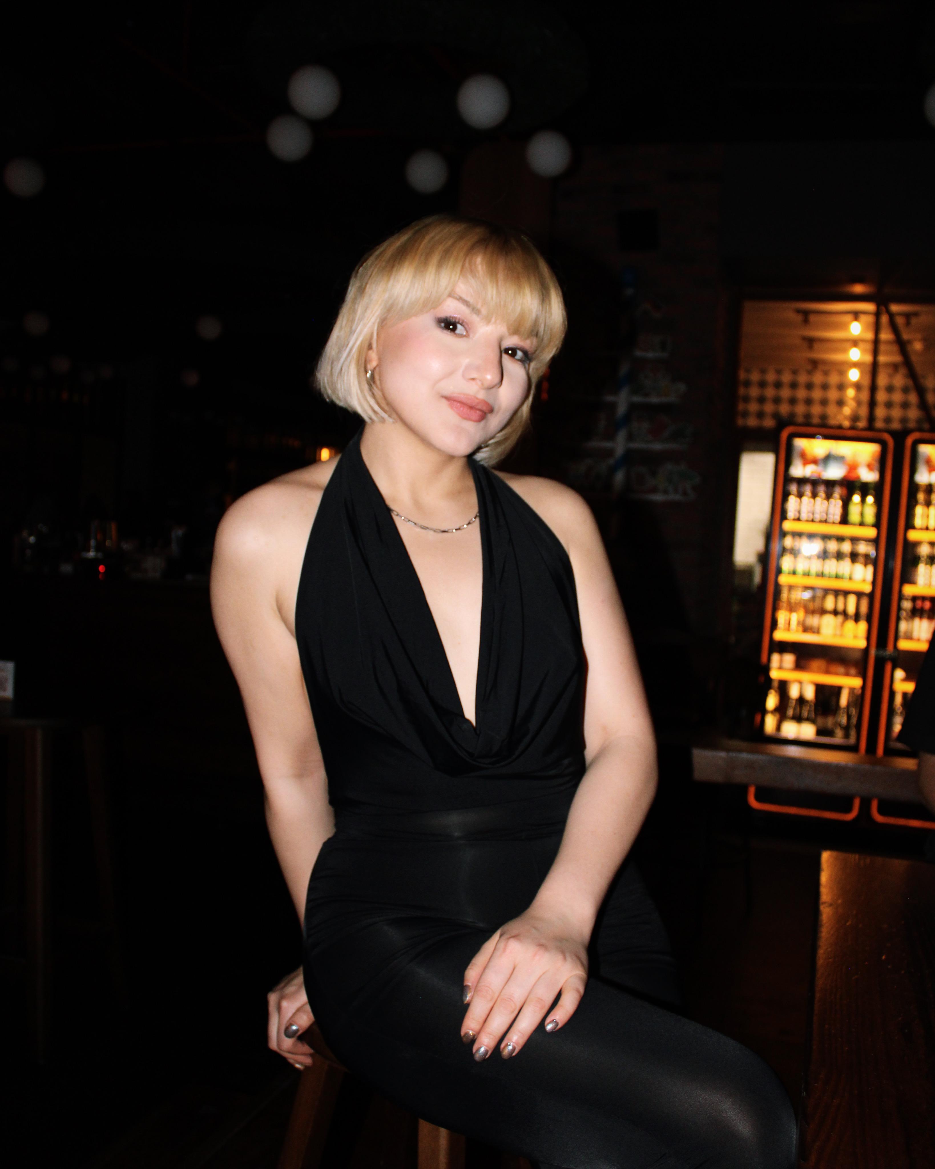 Eğitmen Elif — portre